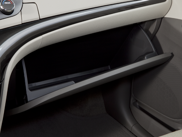 2013 Toyota Sienna XLE 8 Passenger