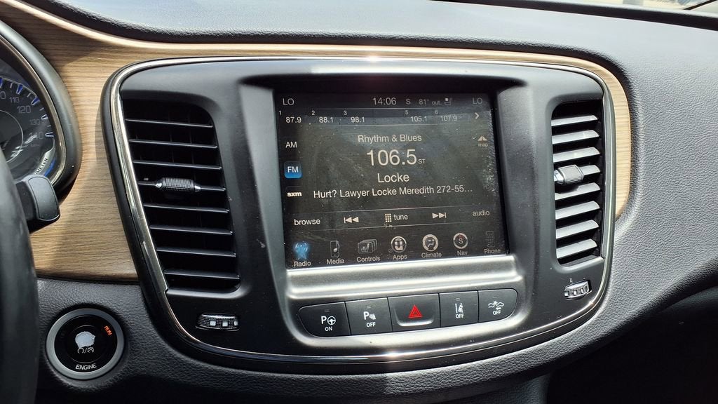 2015 Chrysler 200 C