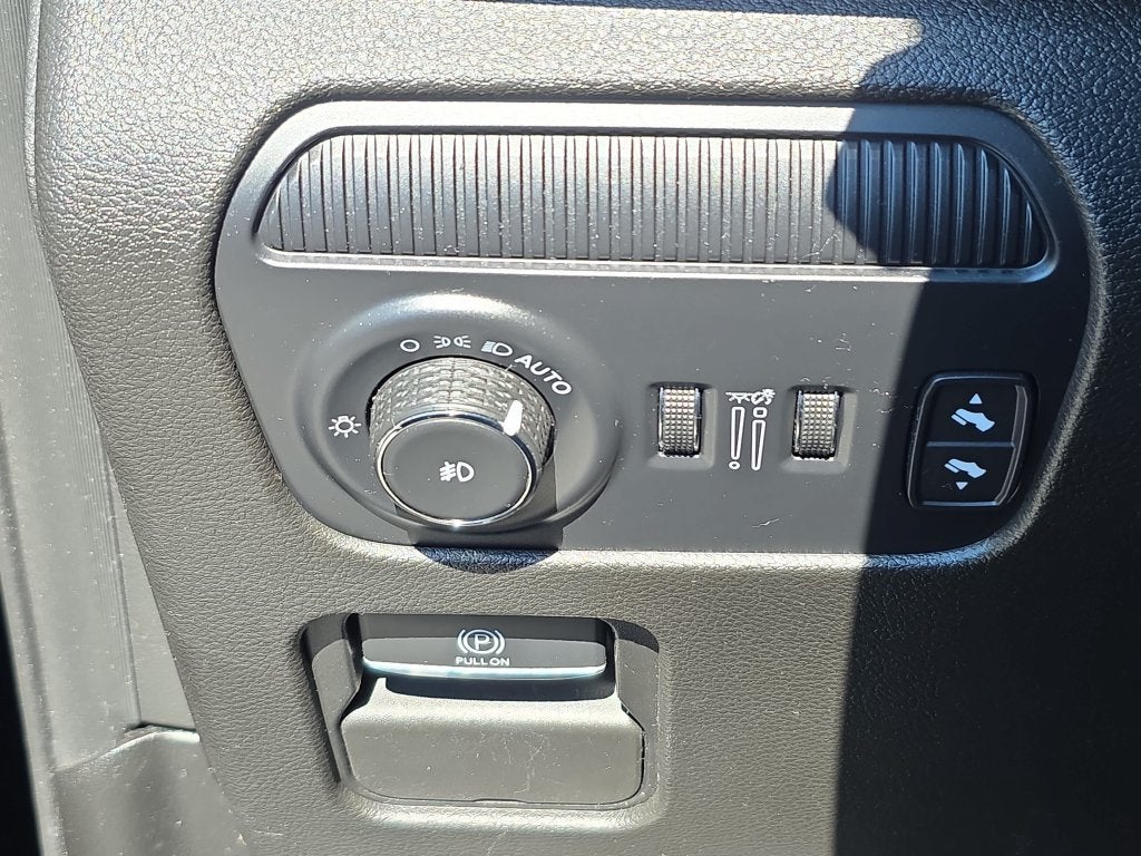 2024 Jeep Grand Wagoneer L BASE