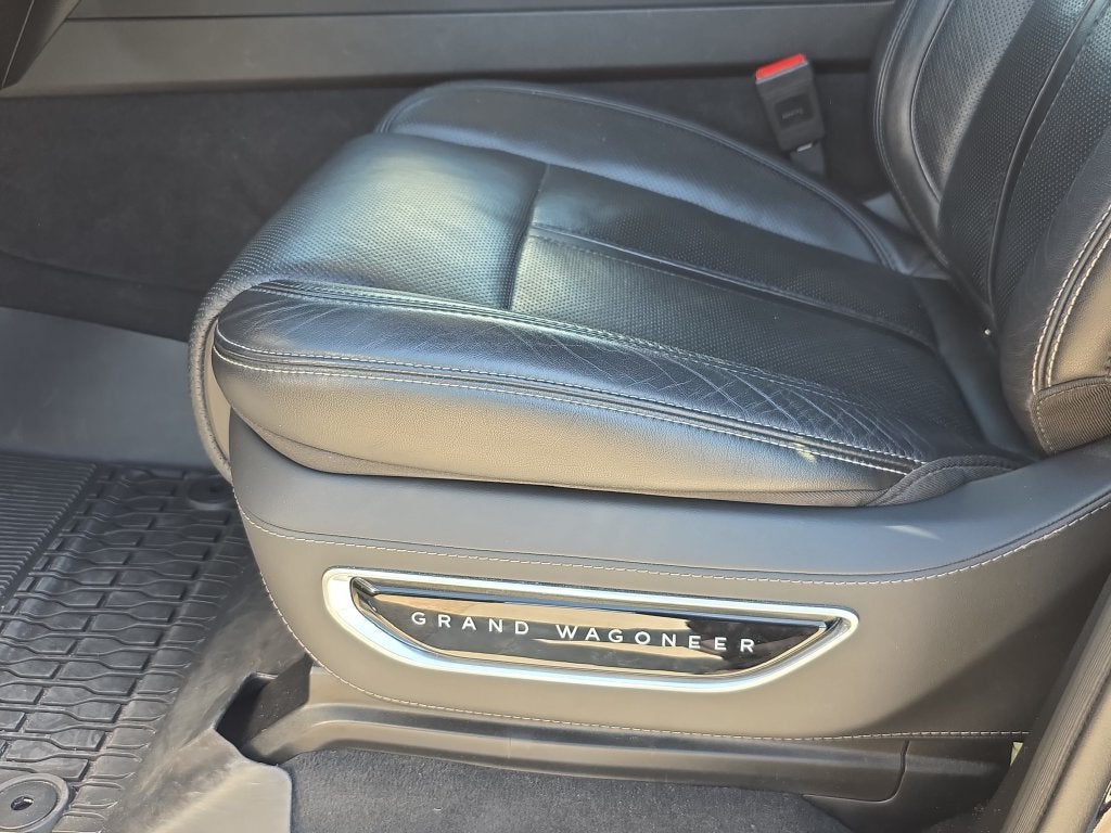 2024 Jeep Grand Wagoneer L BASE