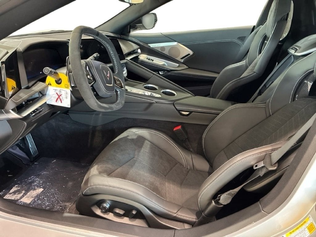 2027 Chevrolet Corvette Stingray 2LT