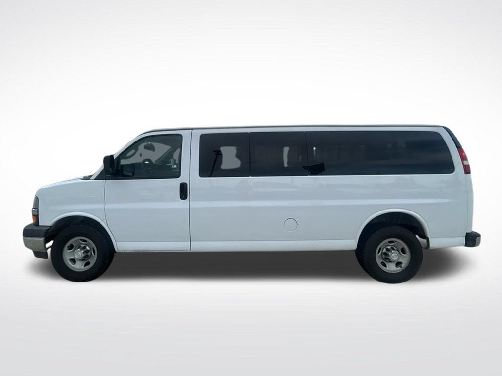 2017 Chevrolet Express Passenger 3500 LT
