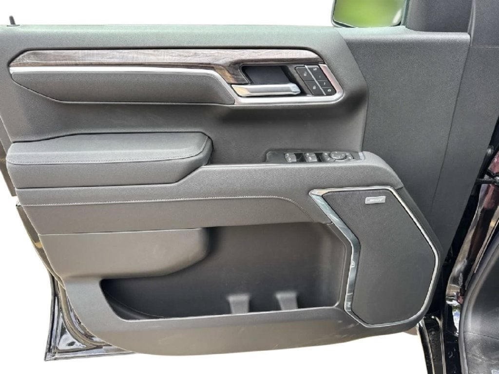 2026 Chevrolet Silverado 1500 LTZ - Photo 22