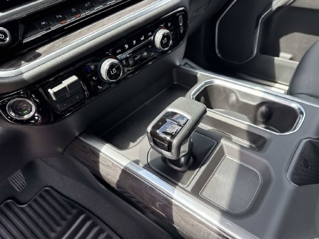 2026 Chevrolet Silverado 1500 LTZ - Photo 31