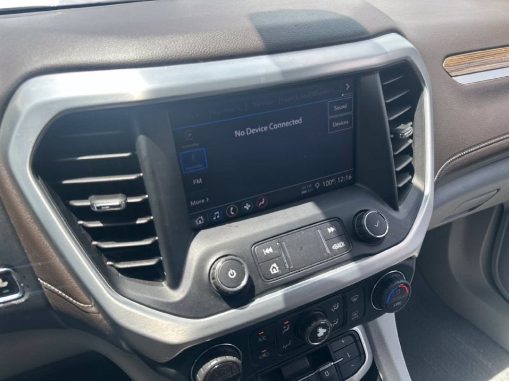 2022 GMC Acadia SLE