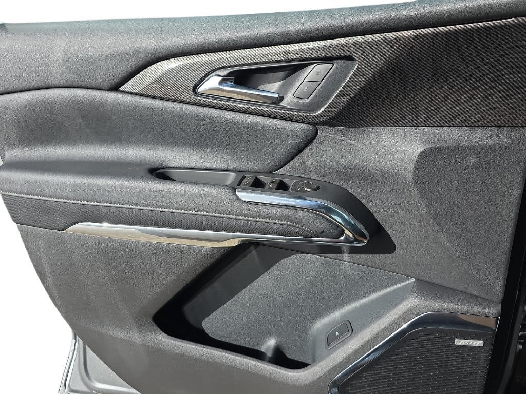 2027 Chevrolet Traverse Z71 - Photo 25