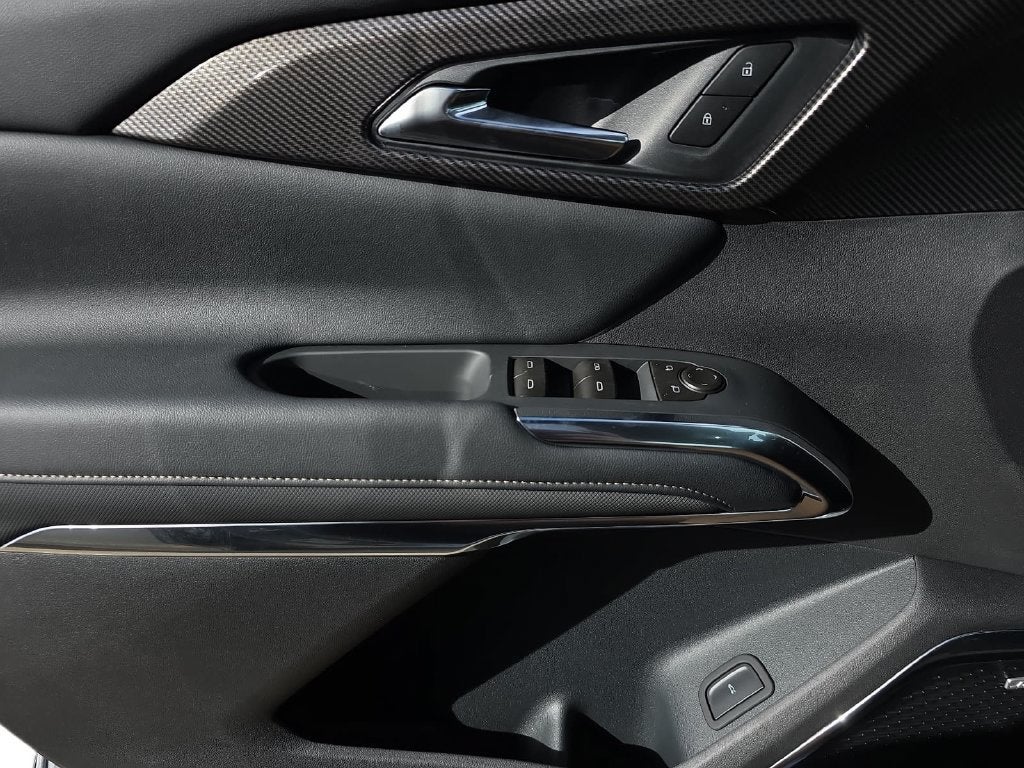 2027 Chevrolet Traverse Z71 - Photo 26
