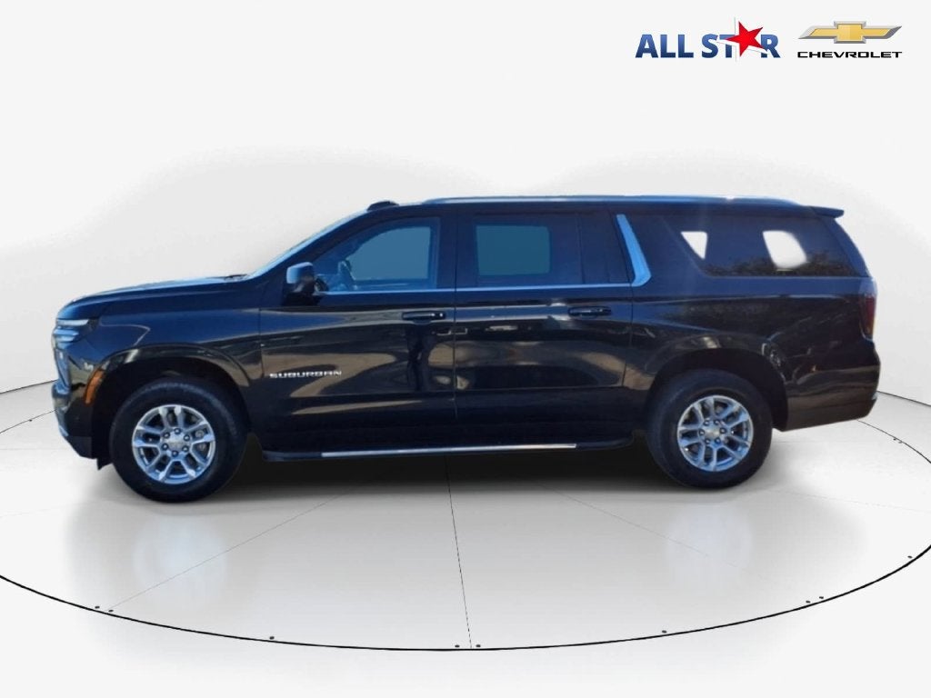 2025 Chevrolet Suburban LT