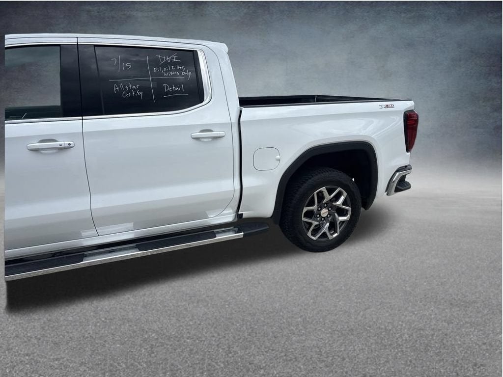 2025 GMC Sierra 1500 SLE