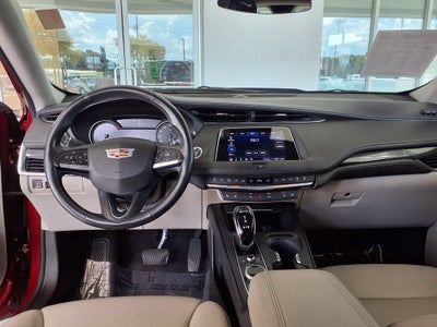 2023 Cadillac XT4 FWD Premium Luxury