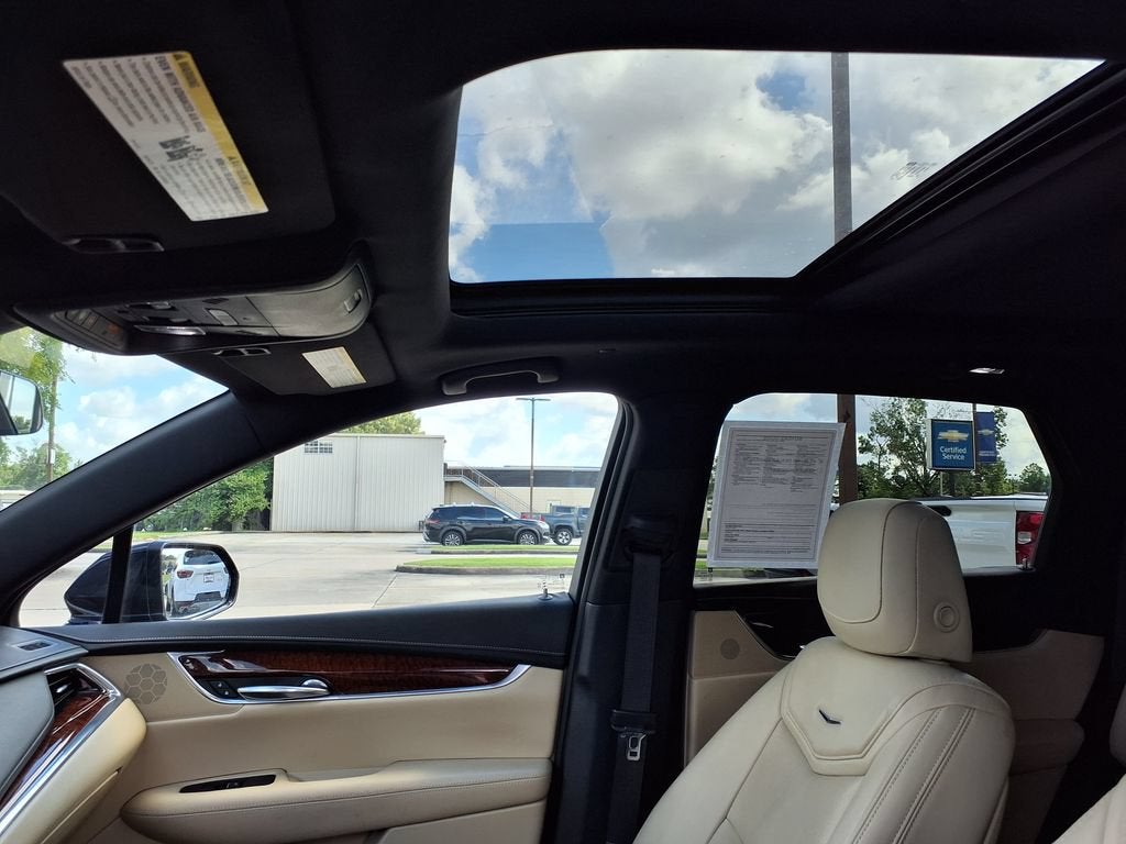 2018 Cadillac XT5 Luxury FWD