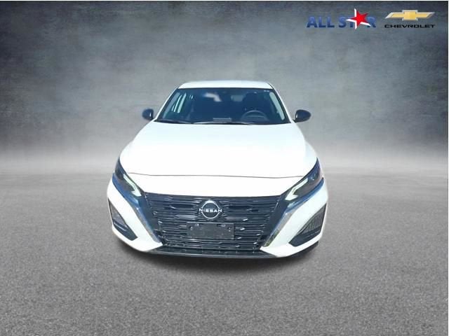 2024 Nissan Altima 2.5 S's photo