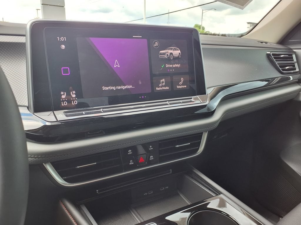2024 Volkswagen Atlas 2.0T Peak Edition SE w/Technology