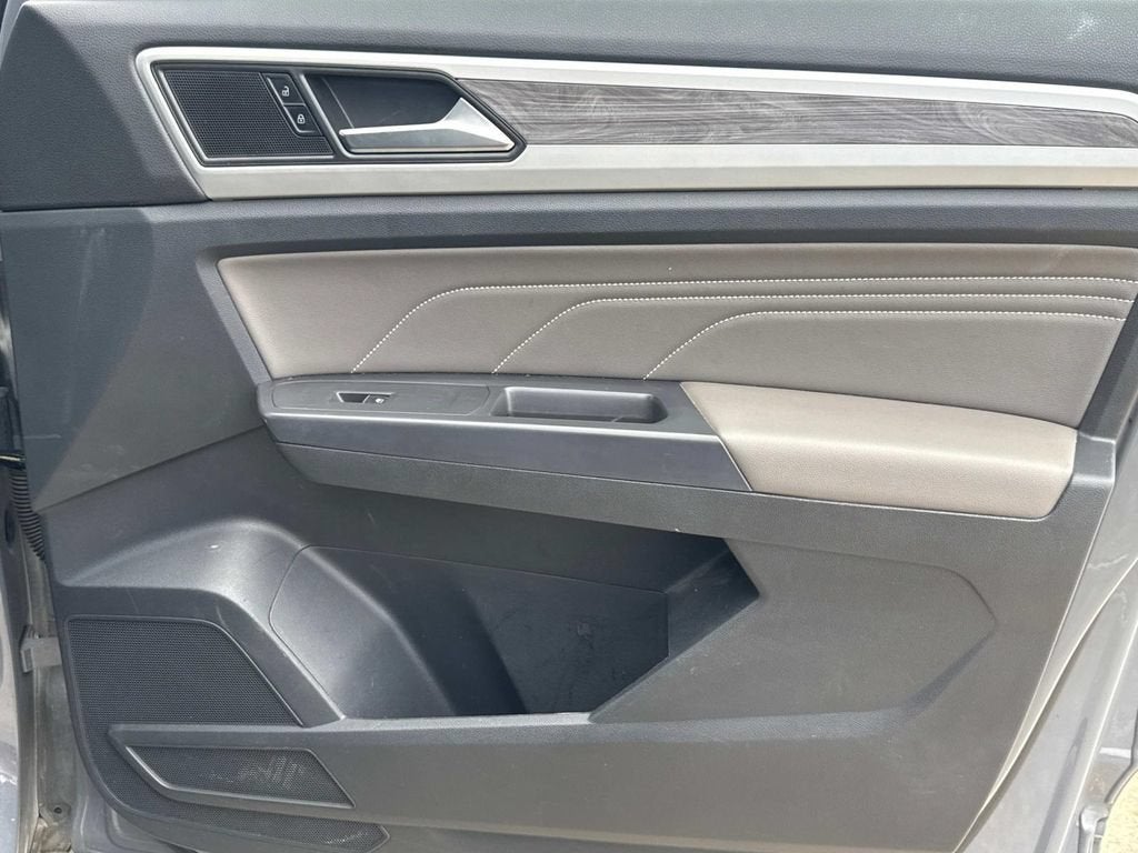 2021 Volkswagen Atlas Cross Sport 2.0T SE w/Technology