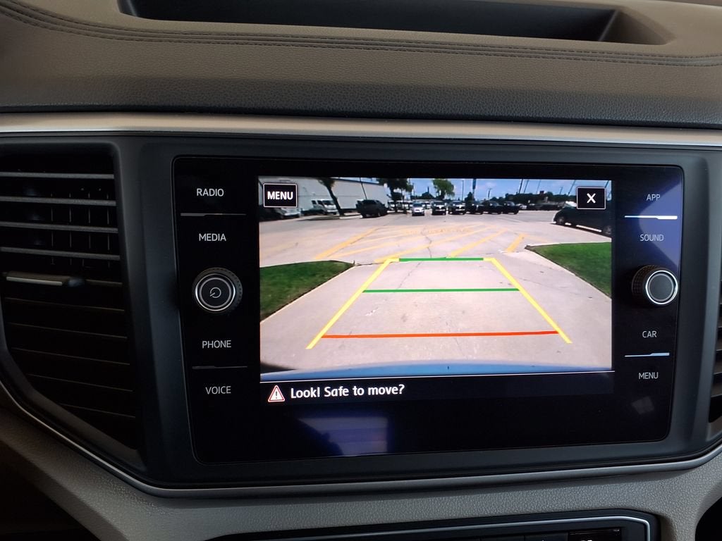 2021 Volkswagen Atlas 3.6L V6 SE w/Technology R-Line