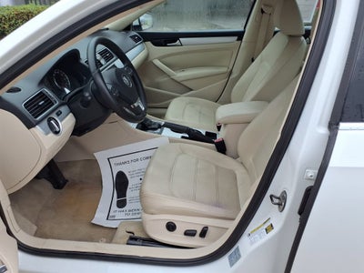 2013 Volkswagen Passat SE