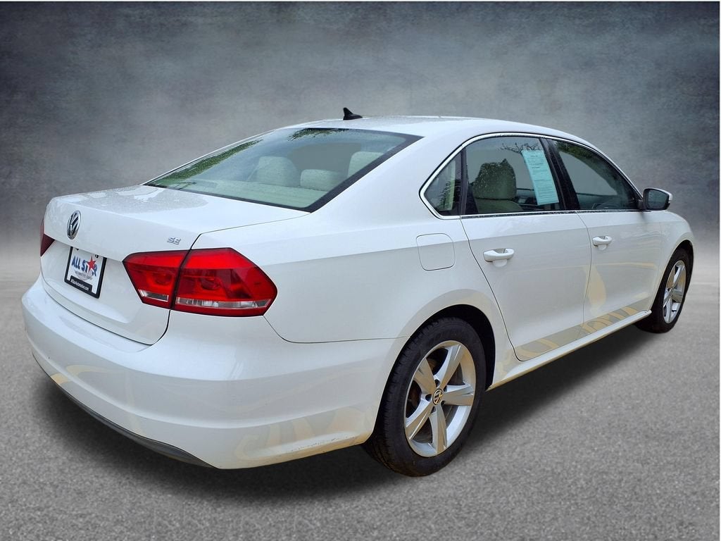 2013 Volkswagen Passat SE