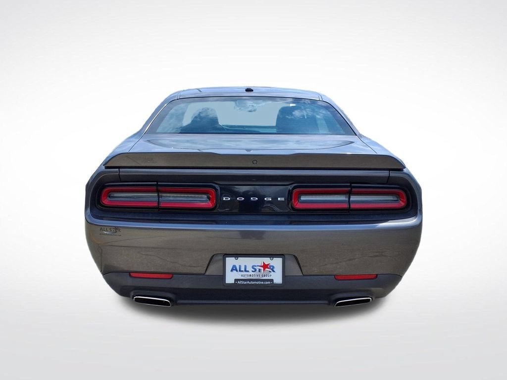 2021 Dodge Challenger SXT