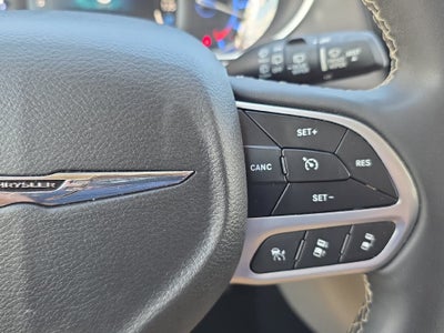2023 Chrysler Pacifica Hybrid Touring L