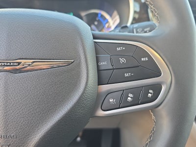 2023 Chrysler Pacifica Hybrid Limited