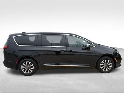 2023 Chrysler Pacifica Hybrid Limited