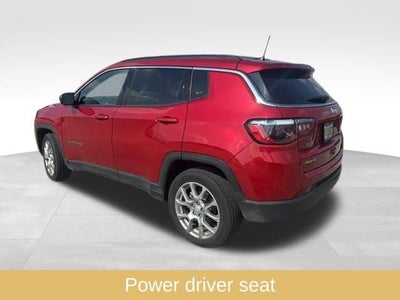 2024 Jeep Compass Latitude Lux