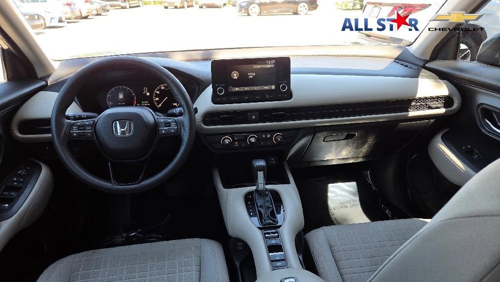 2025 Honda HR-V LX