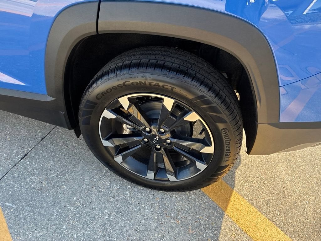 2027 Chevrolet Equinox RS - Photo 10