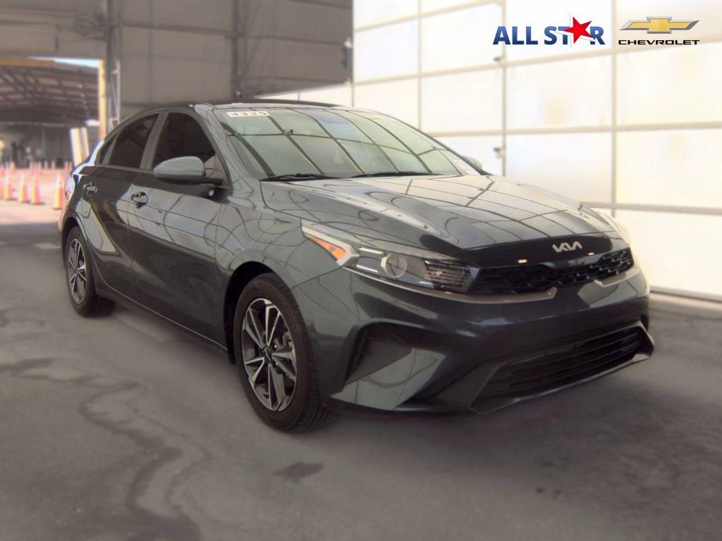 2023 Kia Forte LXS