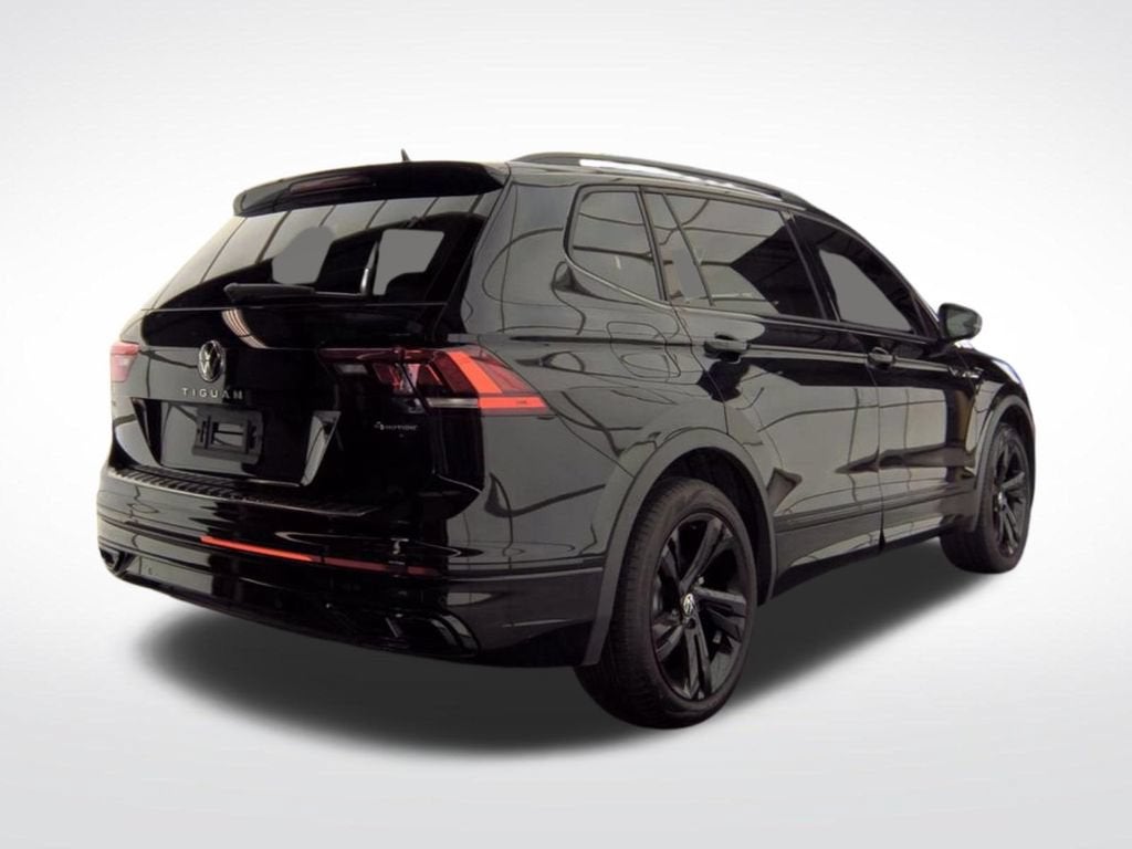 2024 Volkswagen Tiguan SE R-Line Black