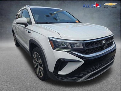 2022 Volkswagen Taos SE