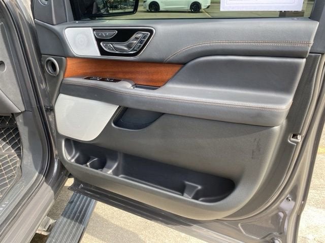 2023 Lincoln Navigator Black Label