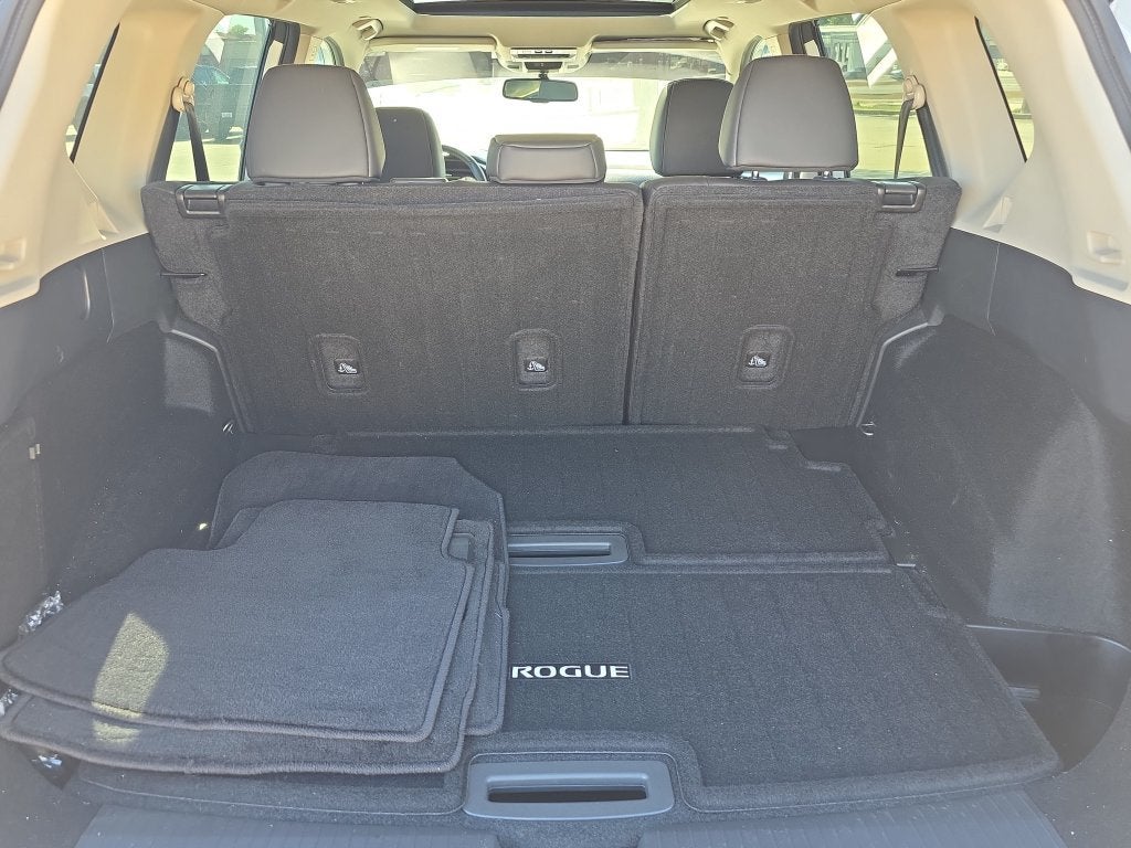 2024 Nissan Rogue SL