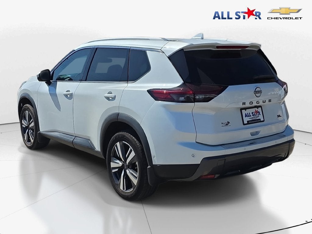2024 Nissan Rogue SL