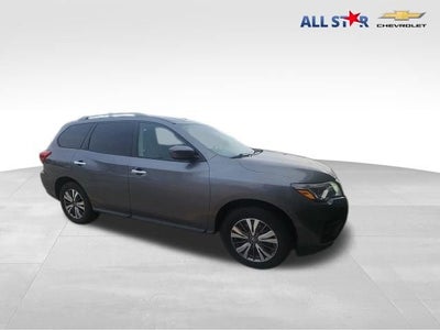 2020 Nissan Pathfinder SV