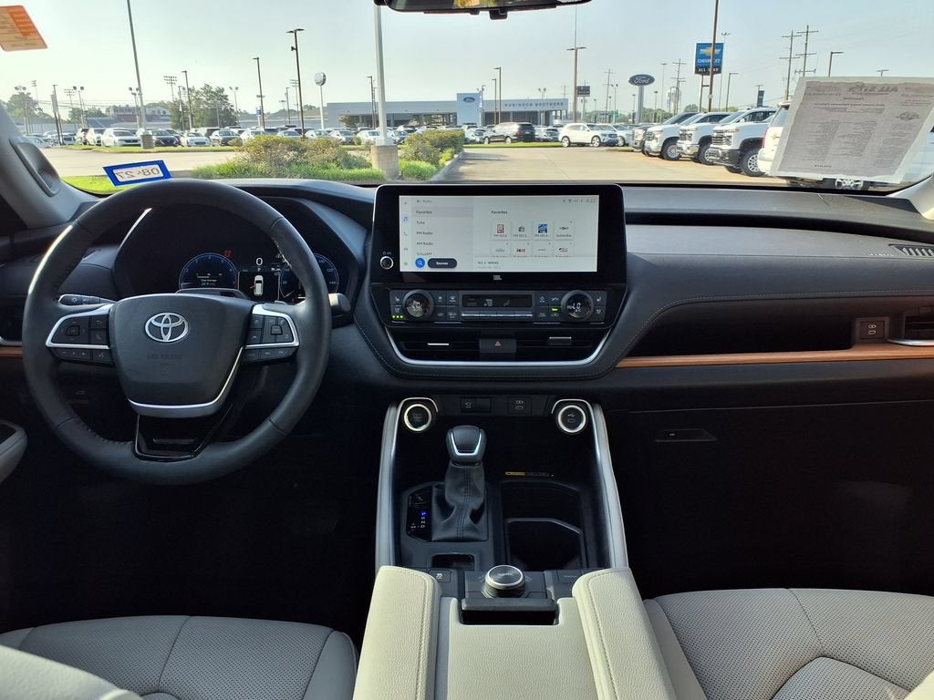 2025 Toyota Grand Highlander XLE