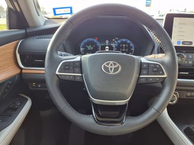 2025 Toyota Grand Highlander XLE