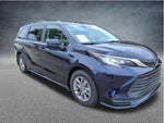 2022 Toyota Sienna LE
