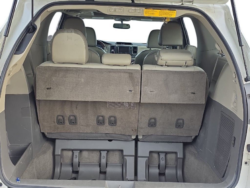 2011 Toyota Sienna XLE AAS