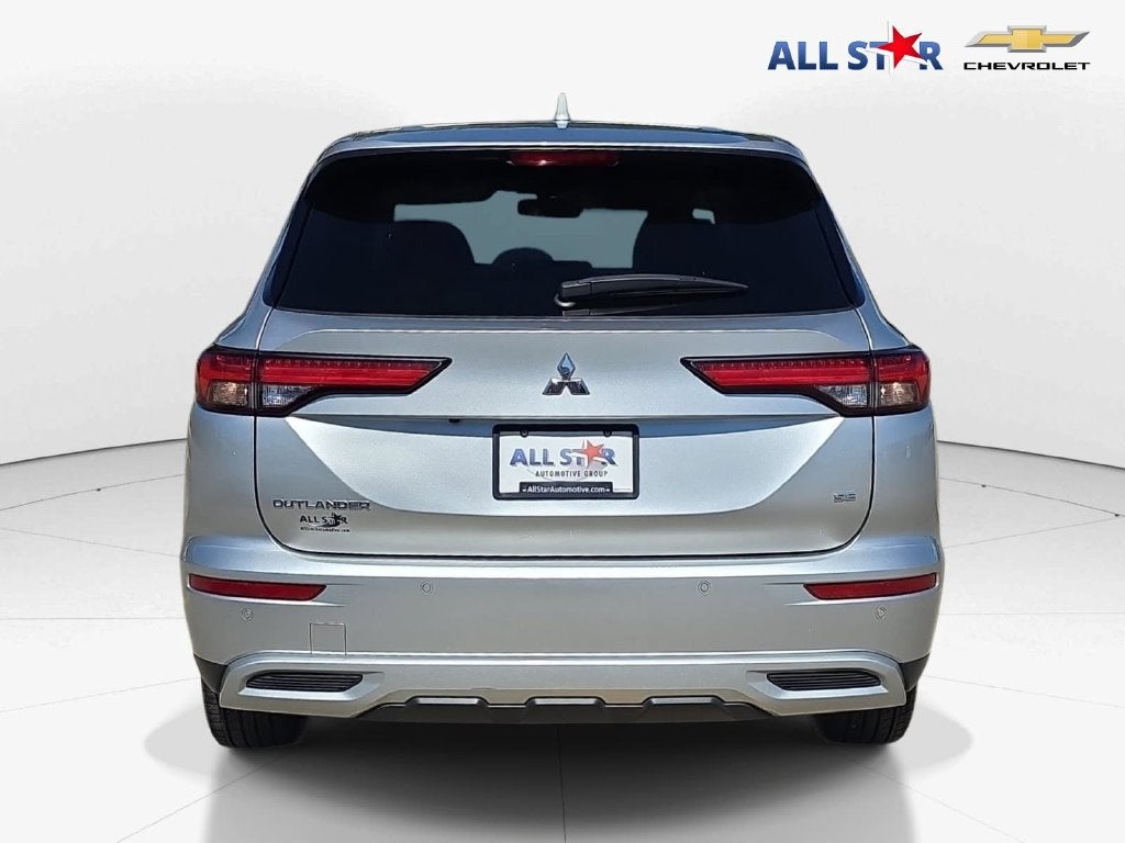 2024 Mitsubishi Outlander SE