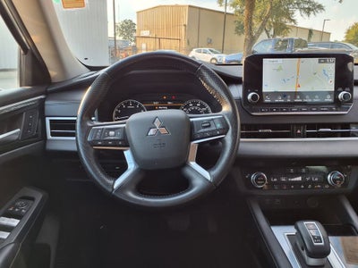 2022 Mitsubishi Outlander SEL