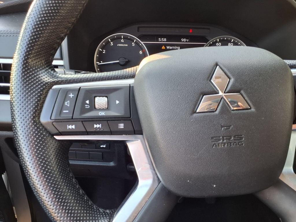 2022 Mitsubishi Outlander SEL