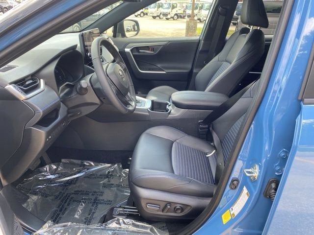 2025 Toyota RAV4 Hybrid XSE