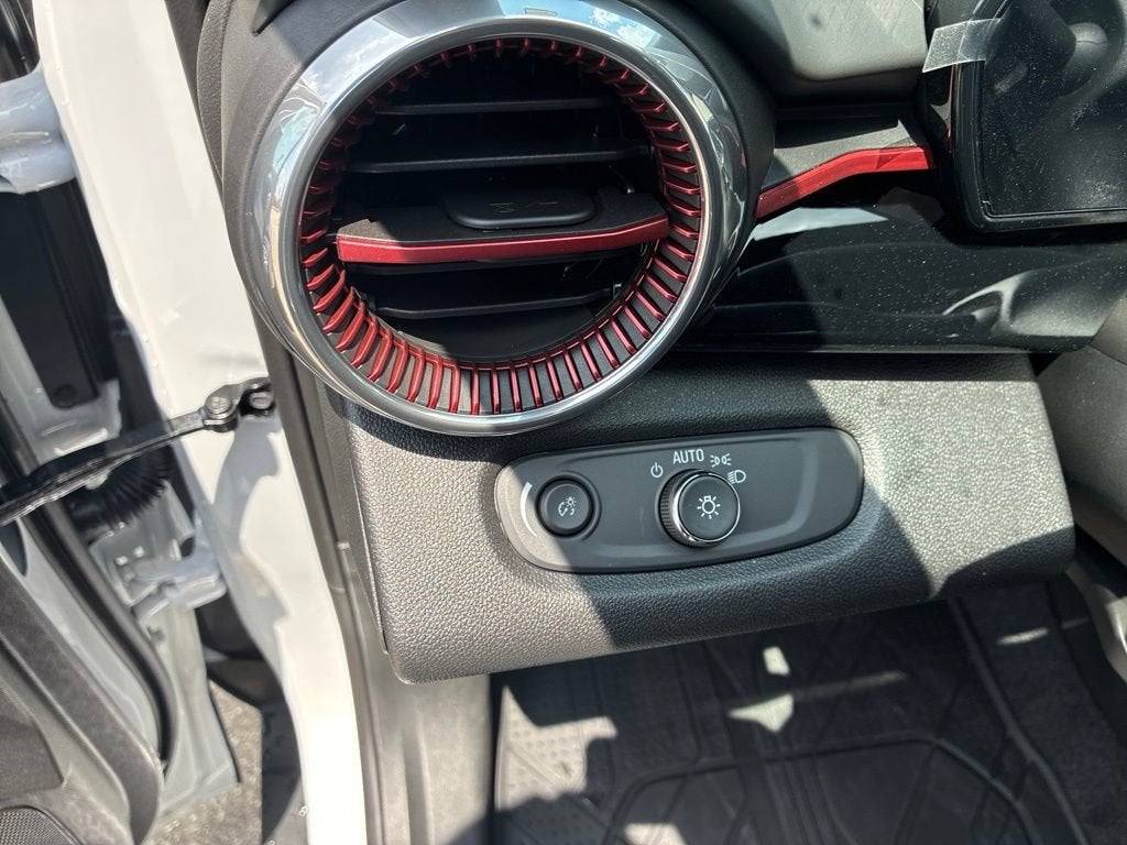 2026 Chevrolet Trax RS - Photo 20
