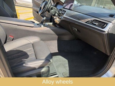 2023 BMW 5 Series 530i