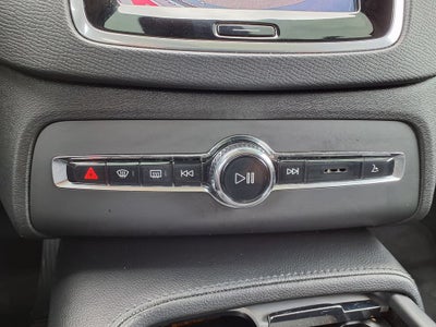 2023 Volvo XC90 Core