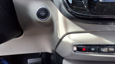 2023 Volvo XC40 Ultimate Bright Theme