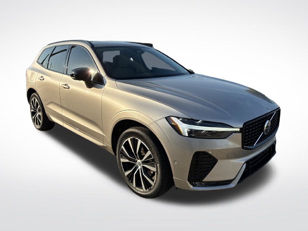 2025 Volvo XC60 Plus