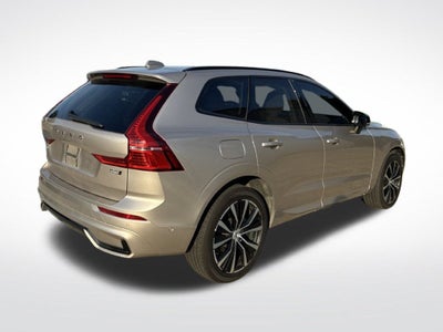 2025 Volvo XC60 Plus