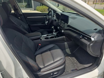 2023 Nissan Altima 2.0 SR